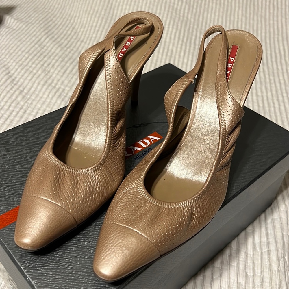 Prada Blond Tan Cream Slingback Heels 39 1/2 39.5 9.5B